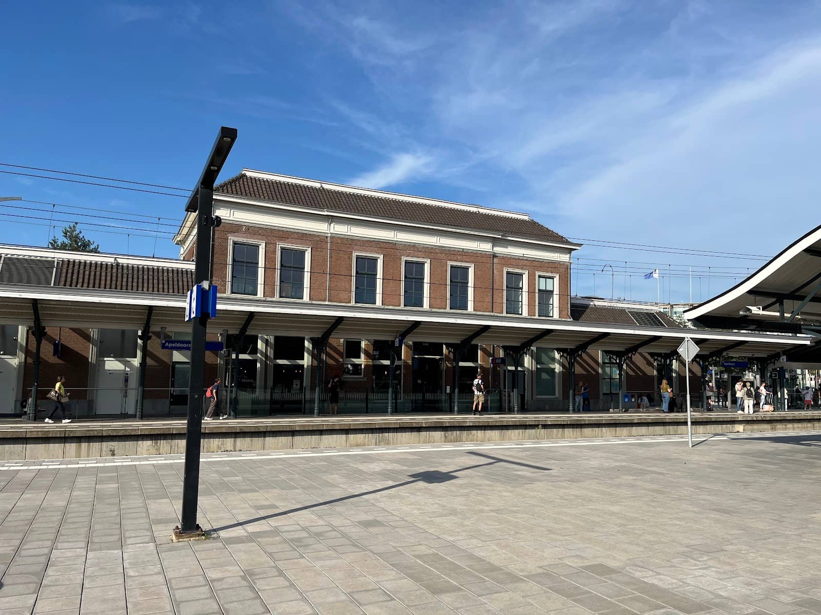 Modern Station Facilities