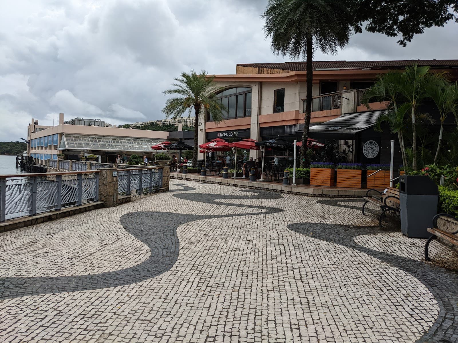 D'Deck Discovery Bay Lantau Island - Image 1