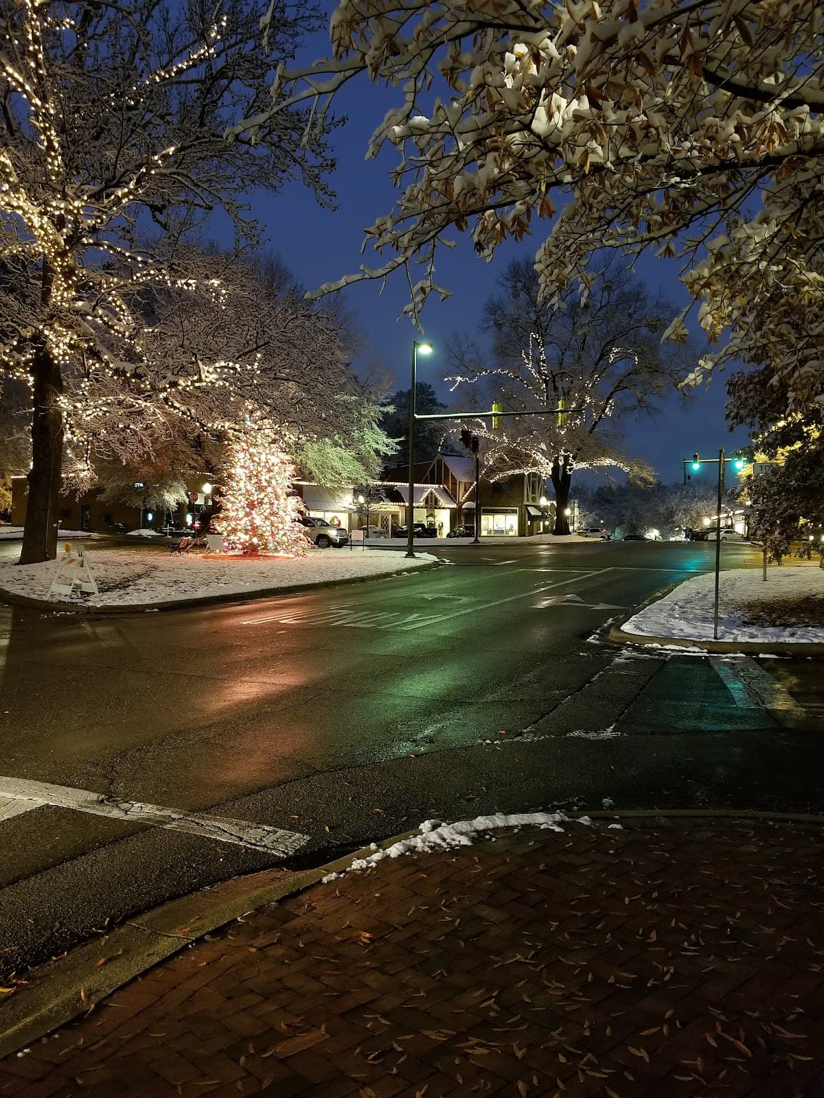 Mountain Brook Village - Image 1