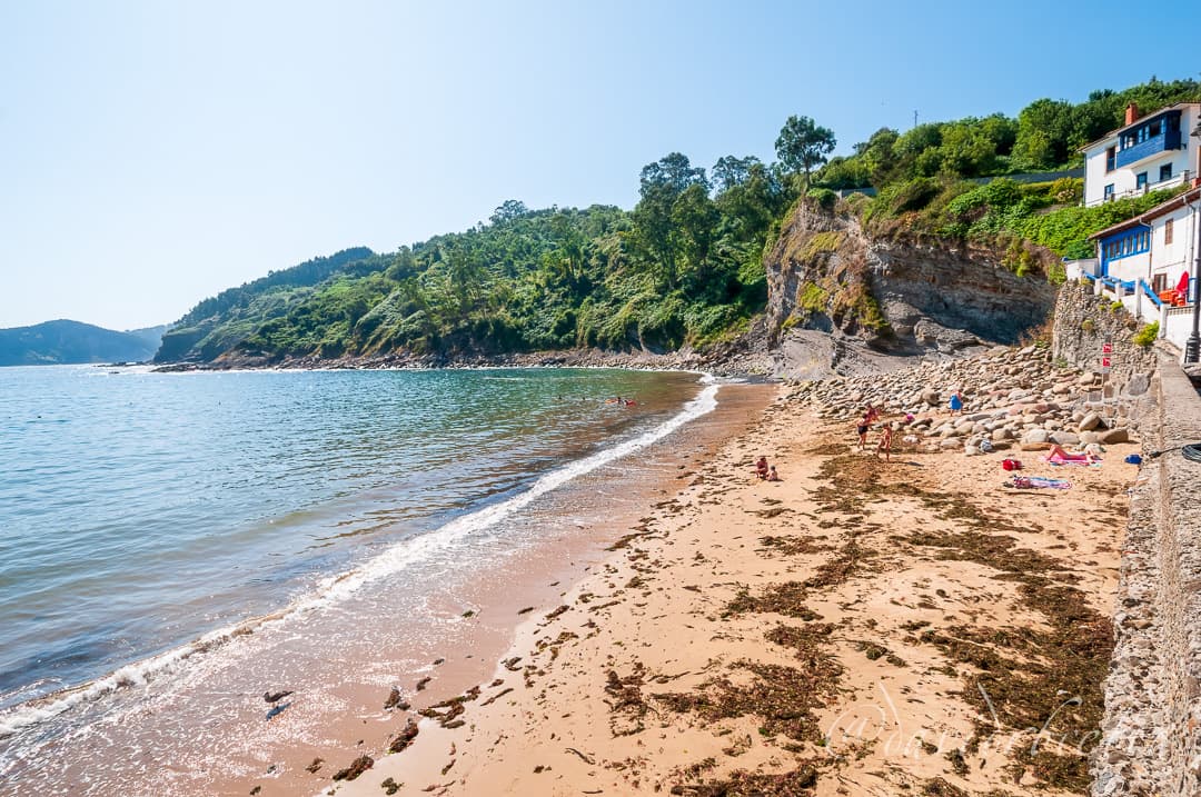 Playa de Tazones - Image 1