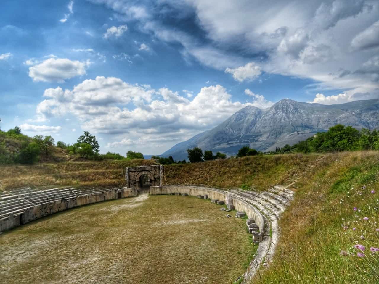 Alba Fucens - Image 1