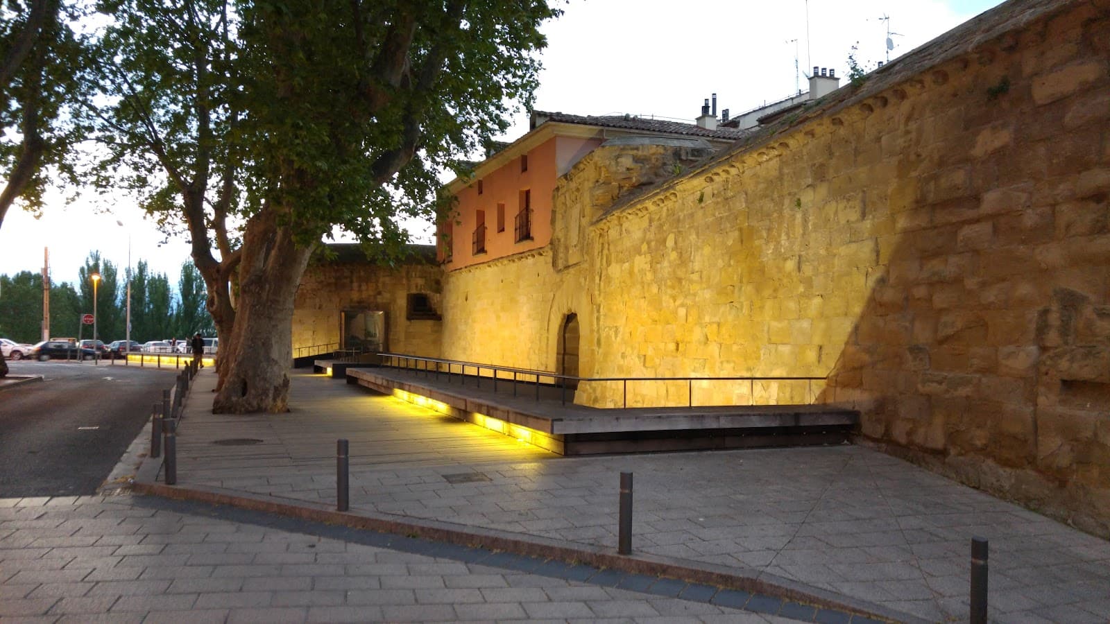 Puerta del Revellín - Image 1