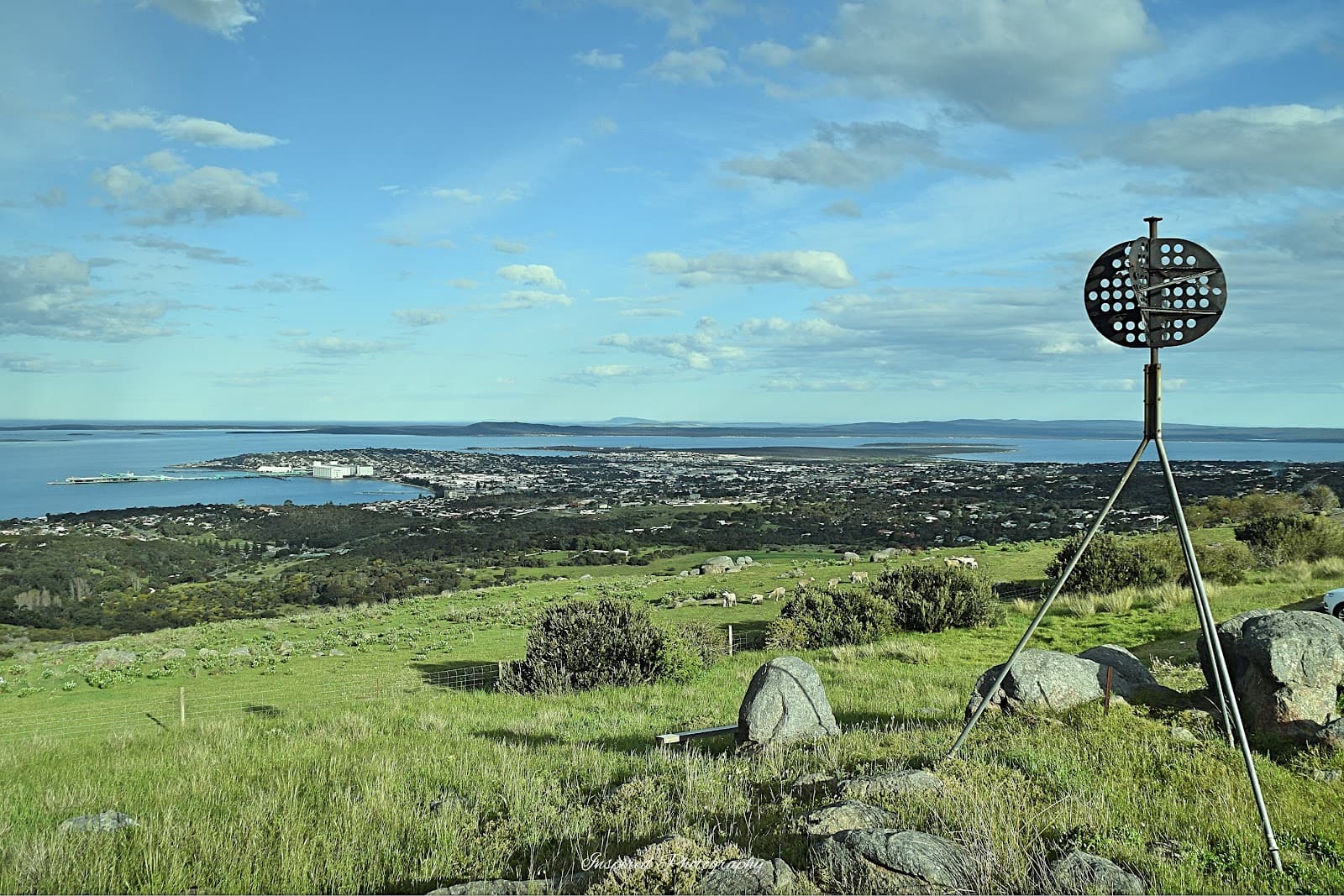 Winter Hill Lookout Port Lincoln - Image 1