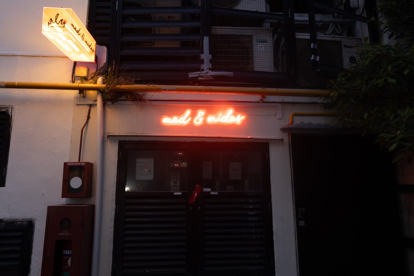 Mad & Midas - Image 1