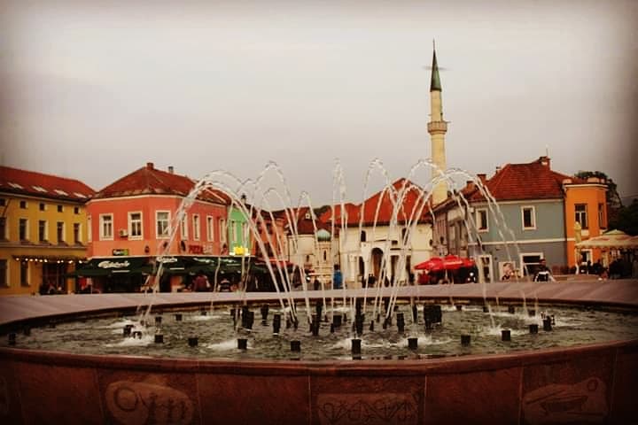 Freedom Square - Image 1