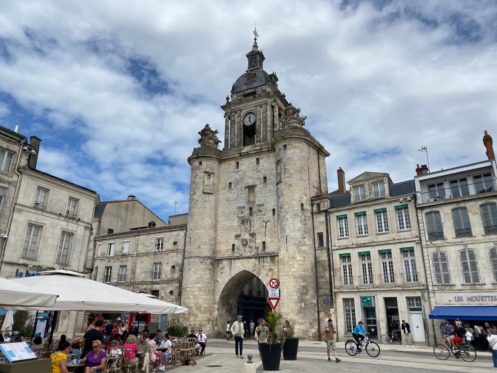 Porte de la Grosse-Horloge La Rochelle - Image 1