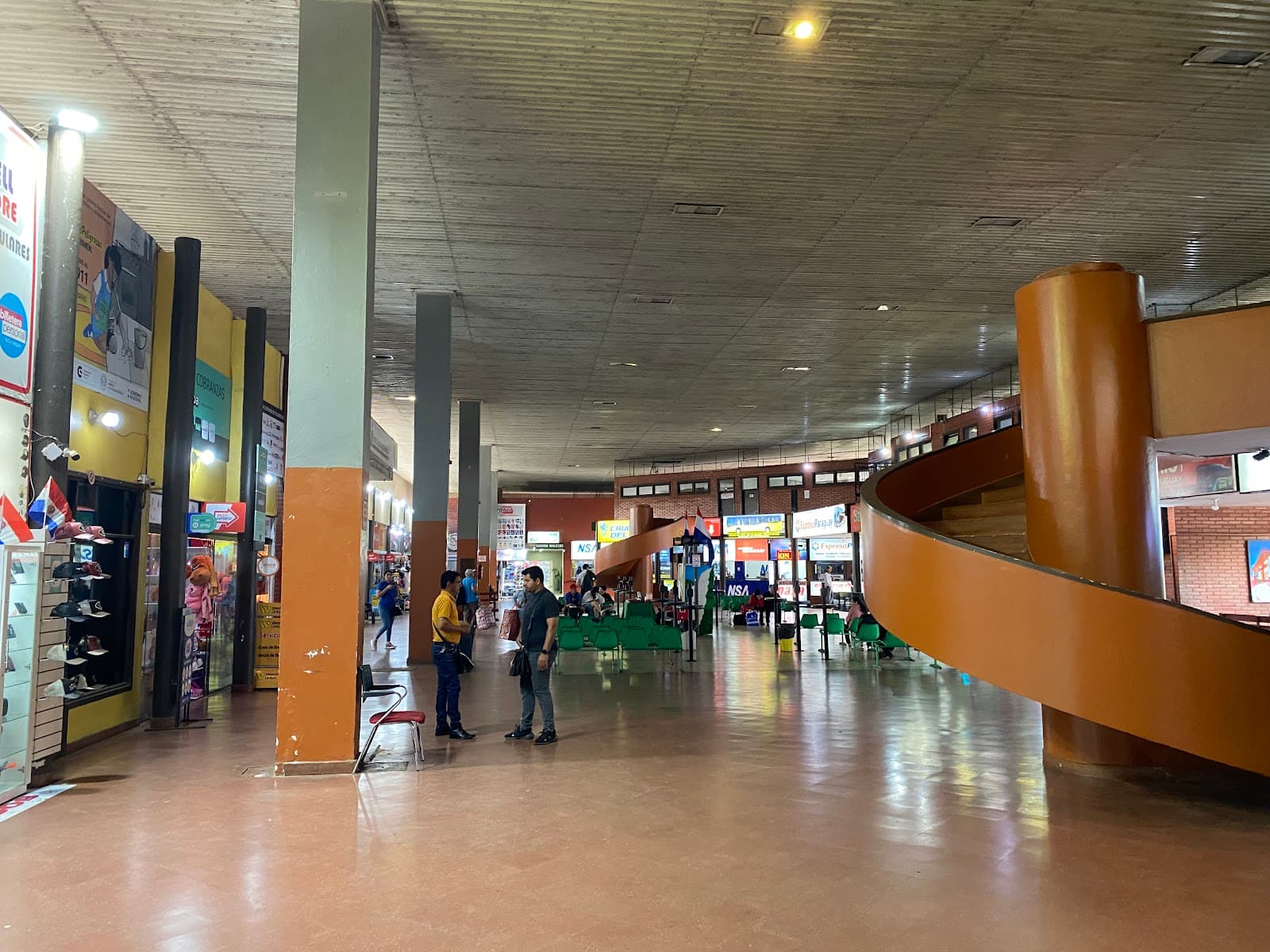 Terminal de Omnibus Ciudad del Este - Image 1