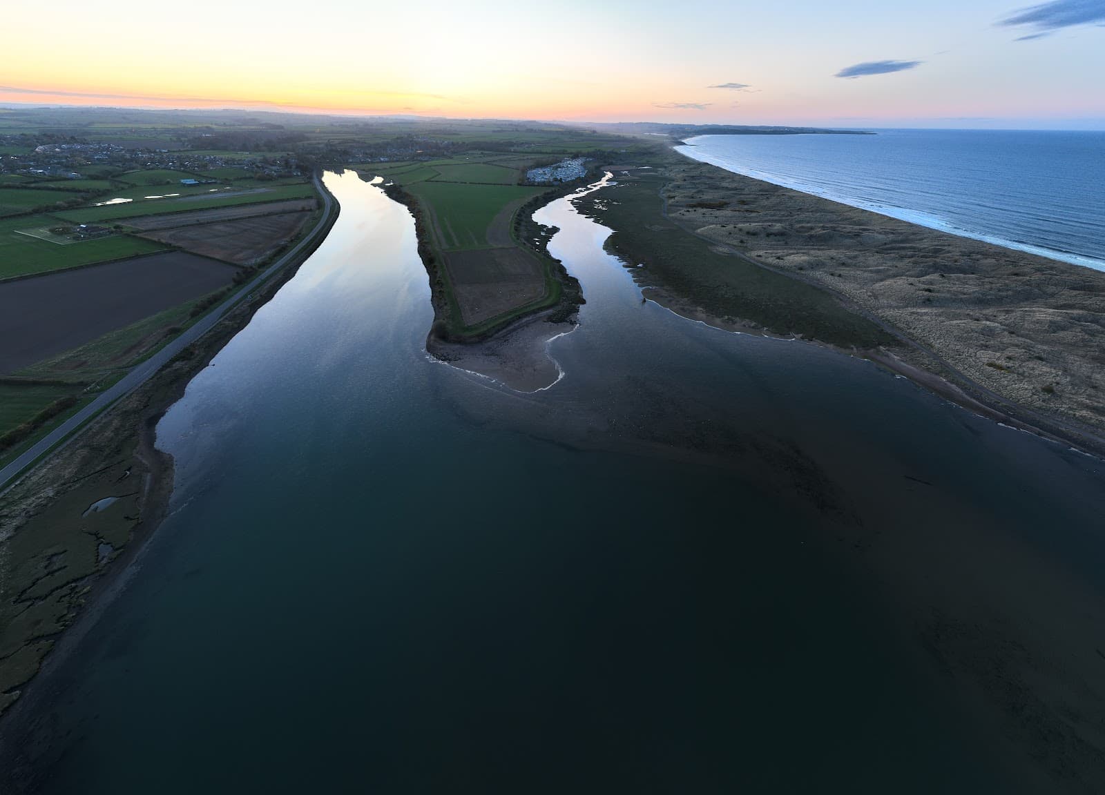Amble Harbour & Quayside - Image 1