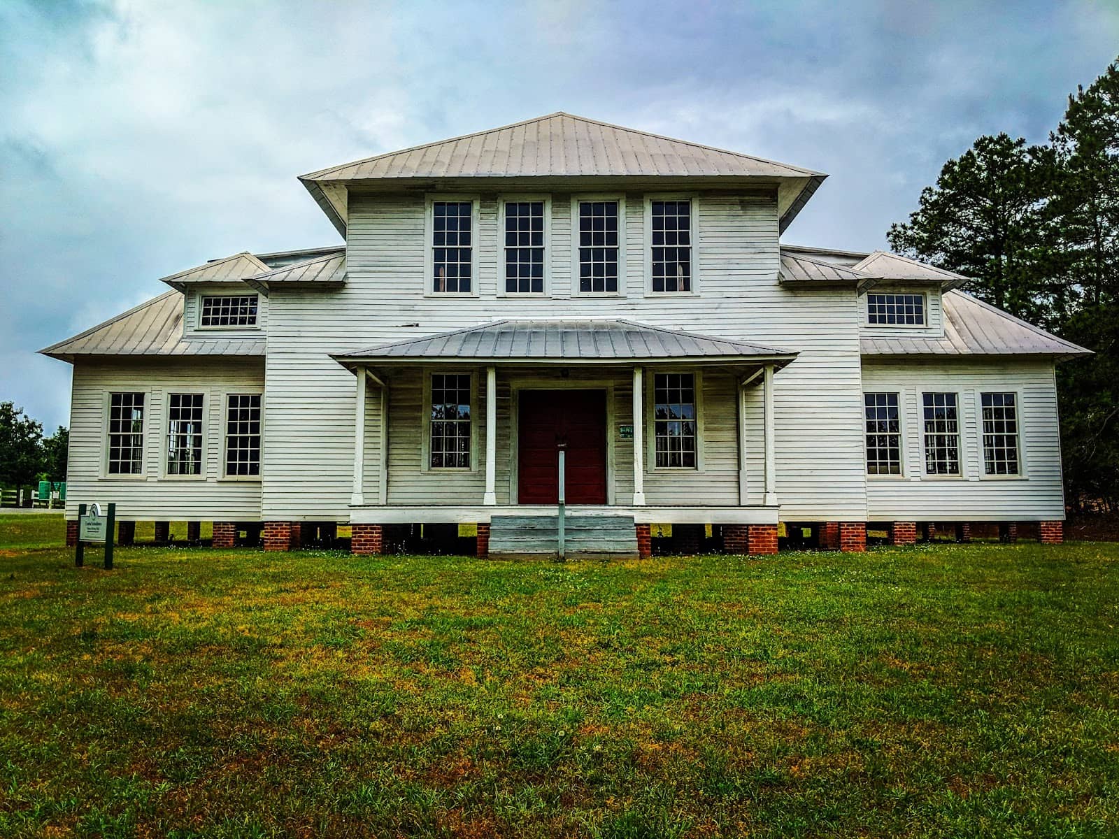 Scenic Dog-Friendly Trails