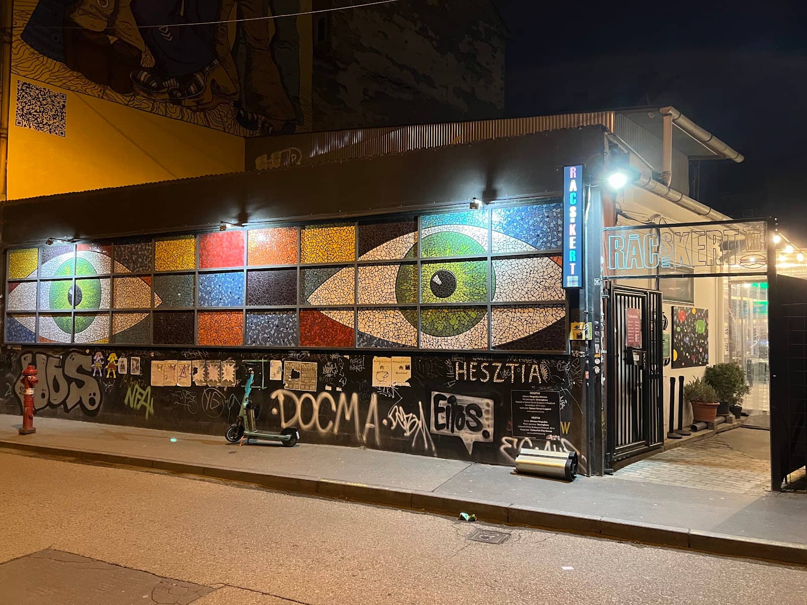 Live Music & Táncház Events