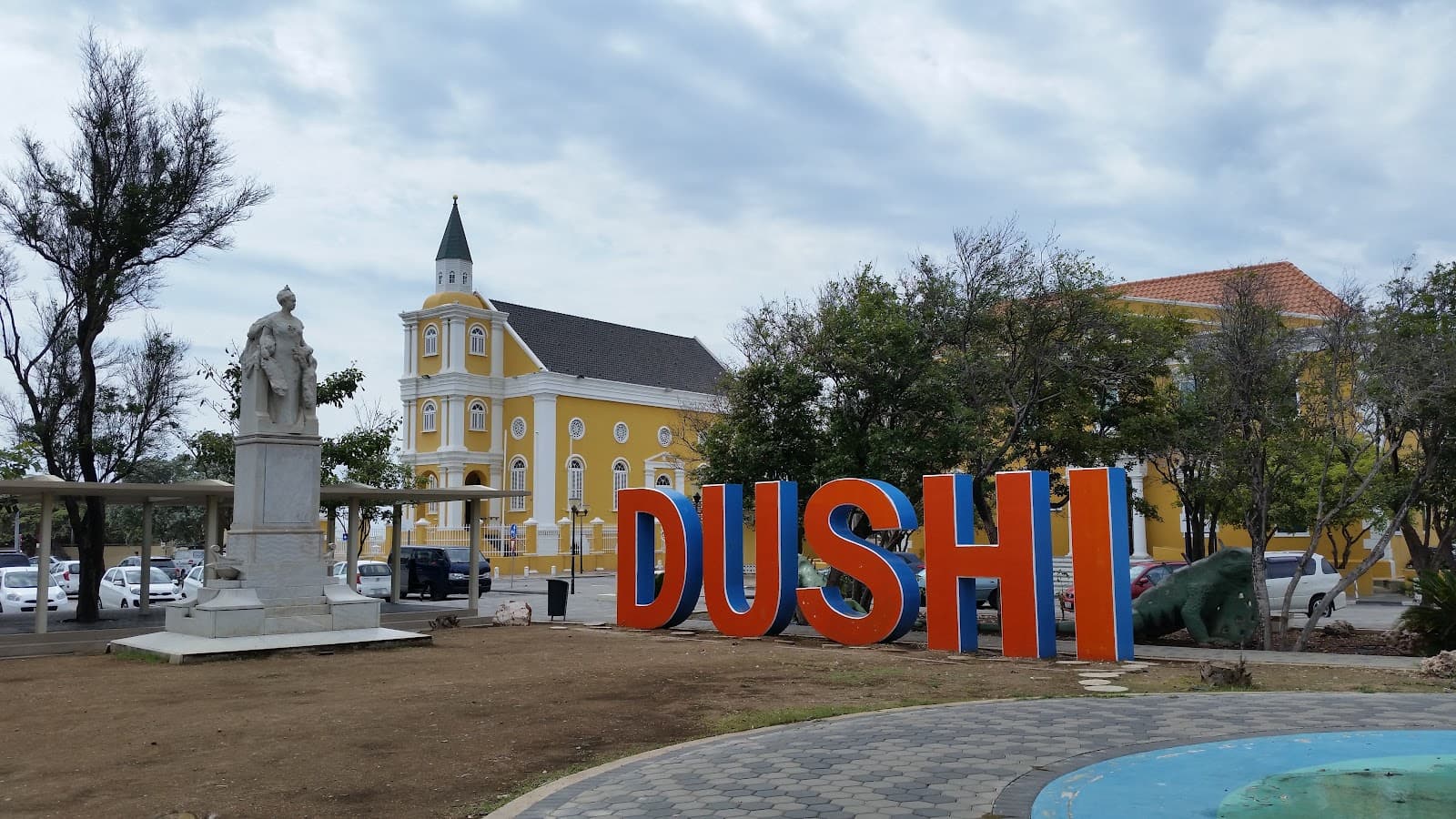 Queen Wilhelmina Park - Image 1