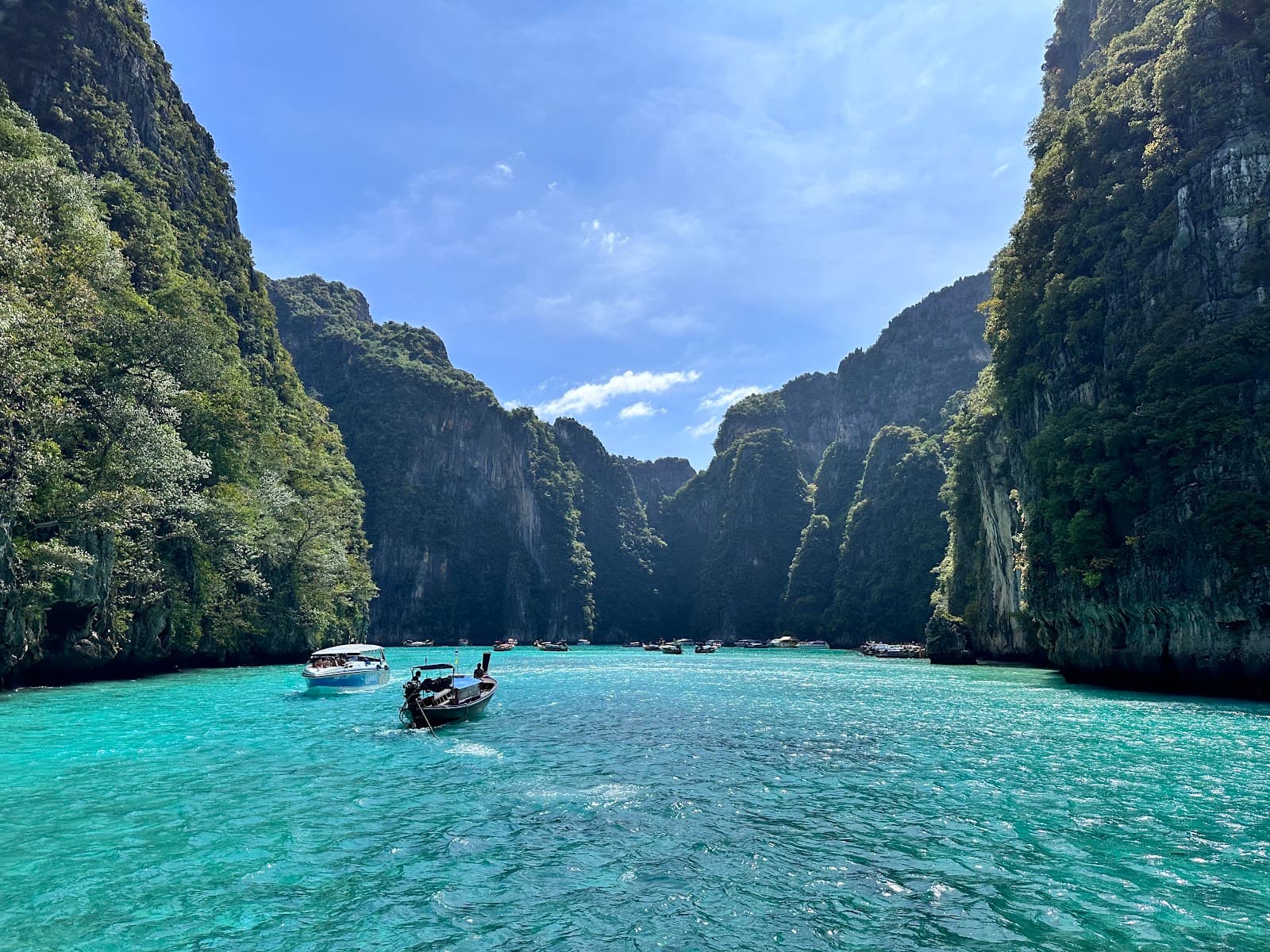 Pileh Lagoon - Image 1