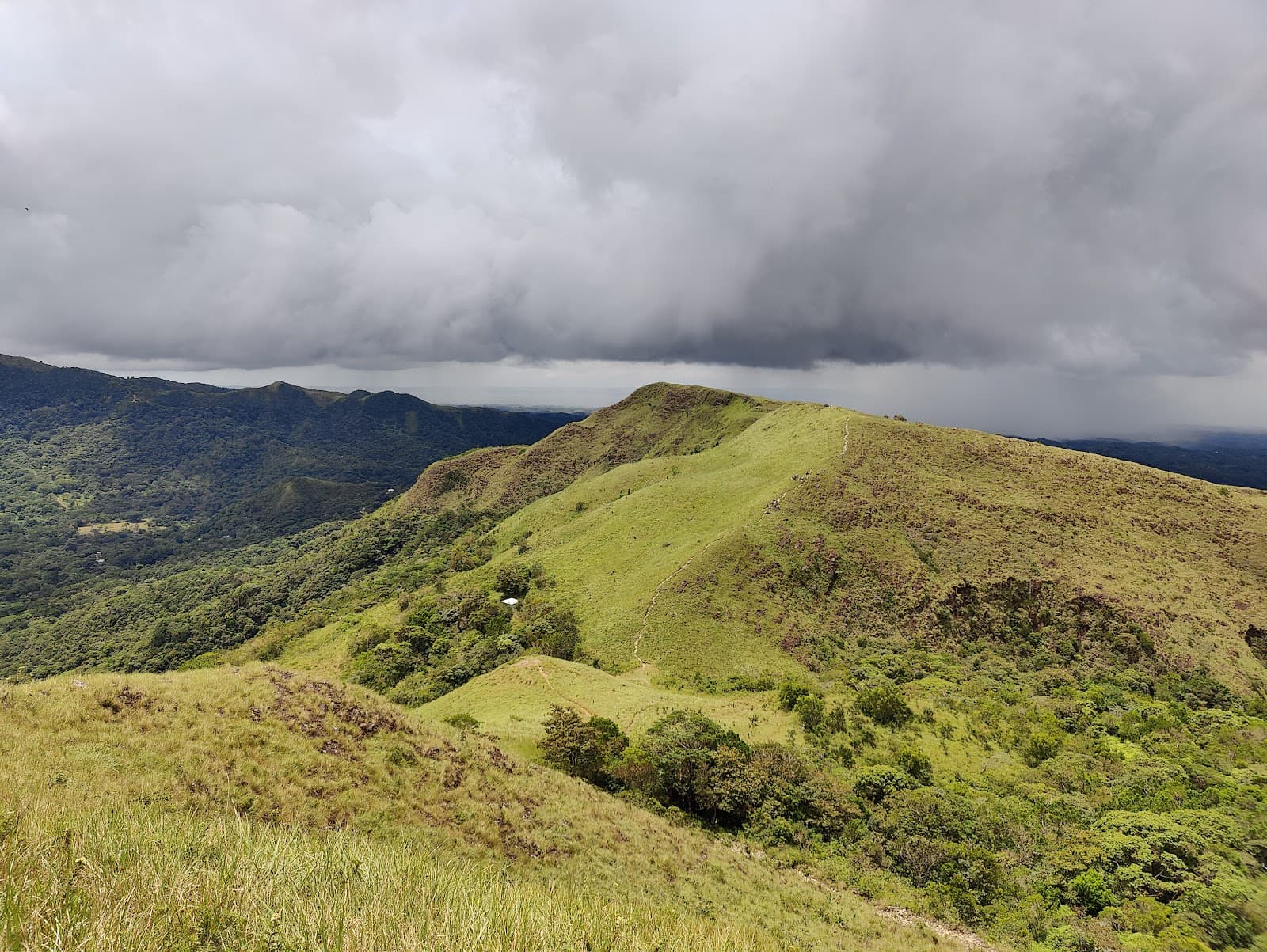 La India Dormida El Valle de Antón - Image 1