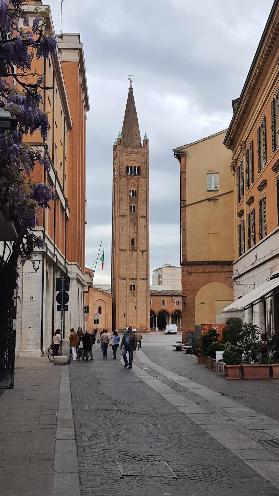 Forlì's Shopping Boutiques