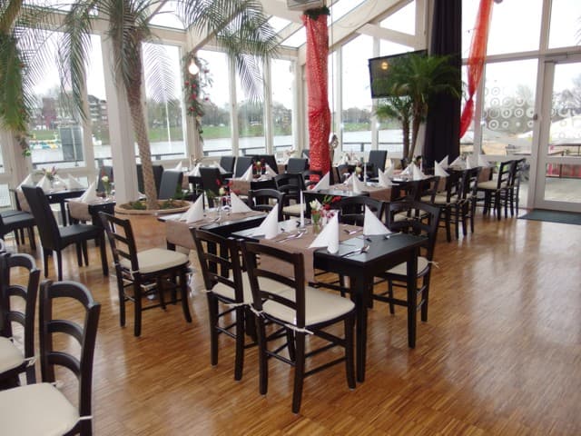 Café Sand & Weserstrand - Image 1