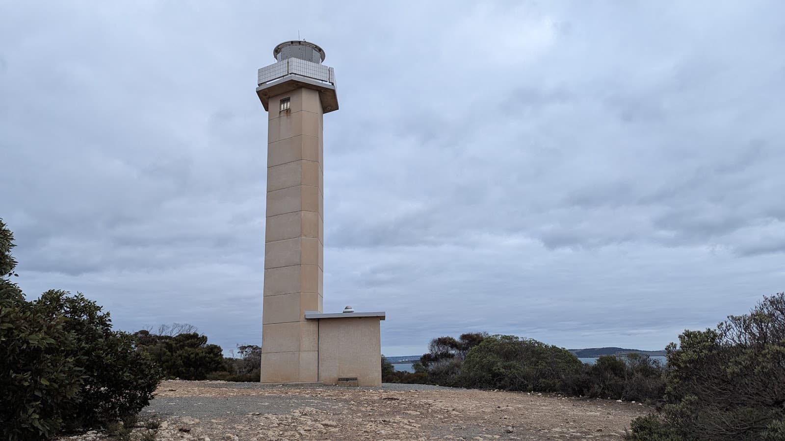 Cape Donington Lighthouse - Image 1