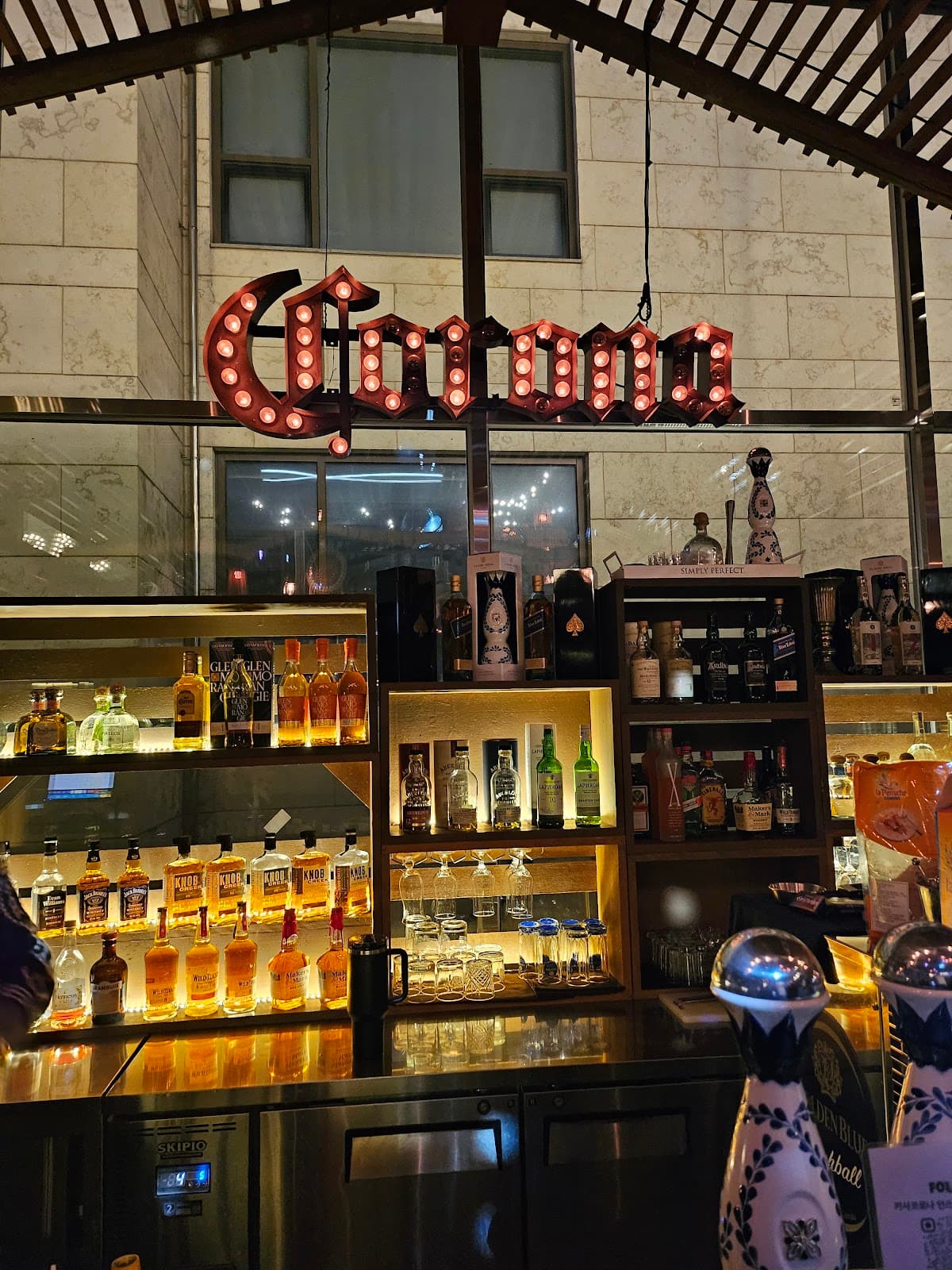 Casa Corona - Image 1