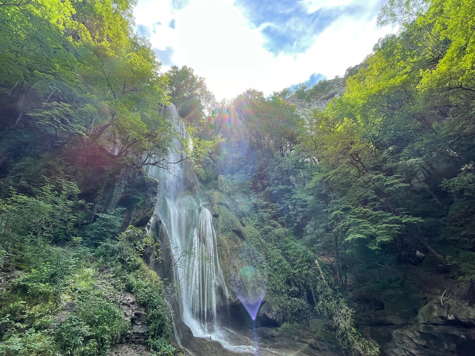 Autoire & waterfall - Image 1