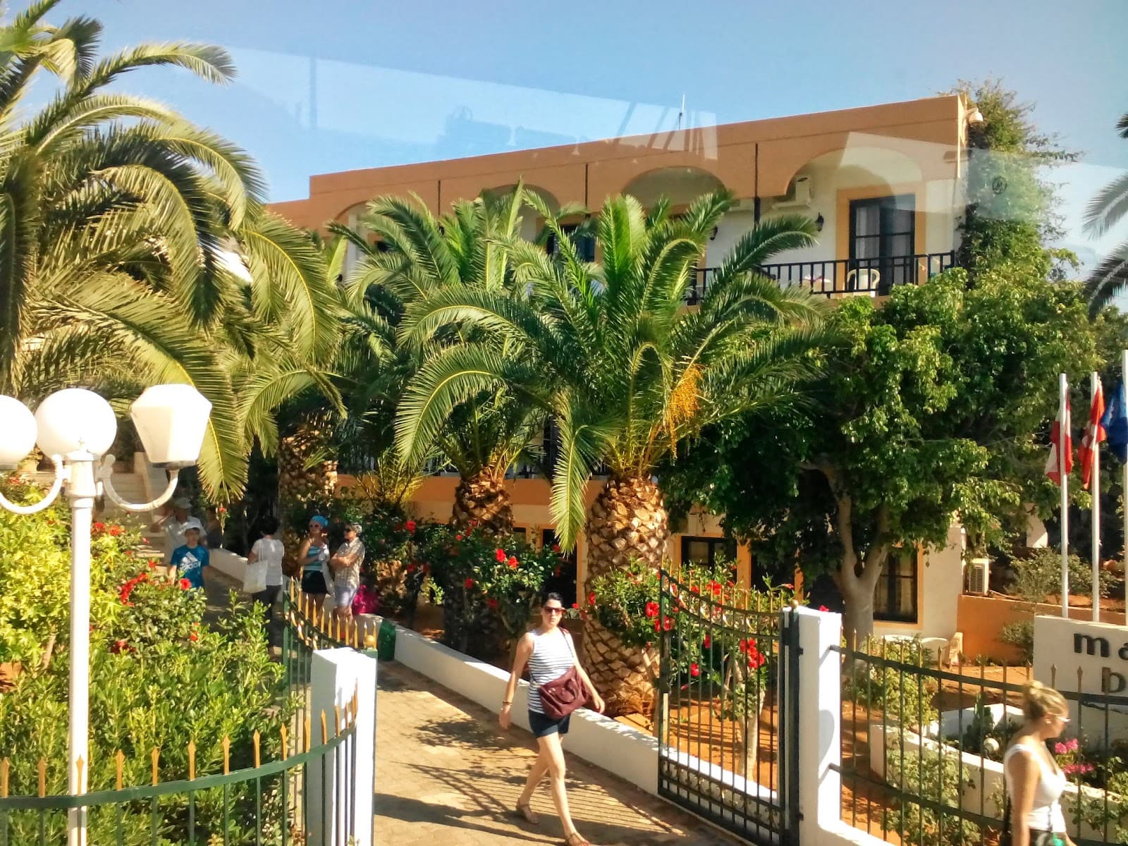 Vrachasi Village - Image 1