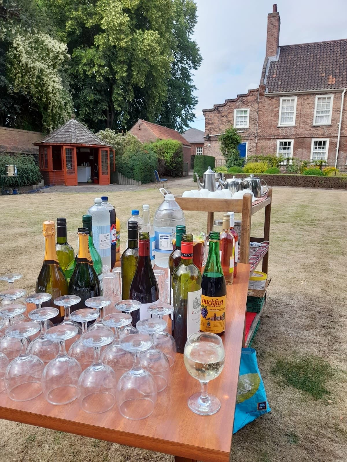 Charterhouse Hull - Image 1