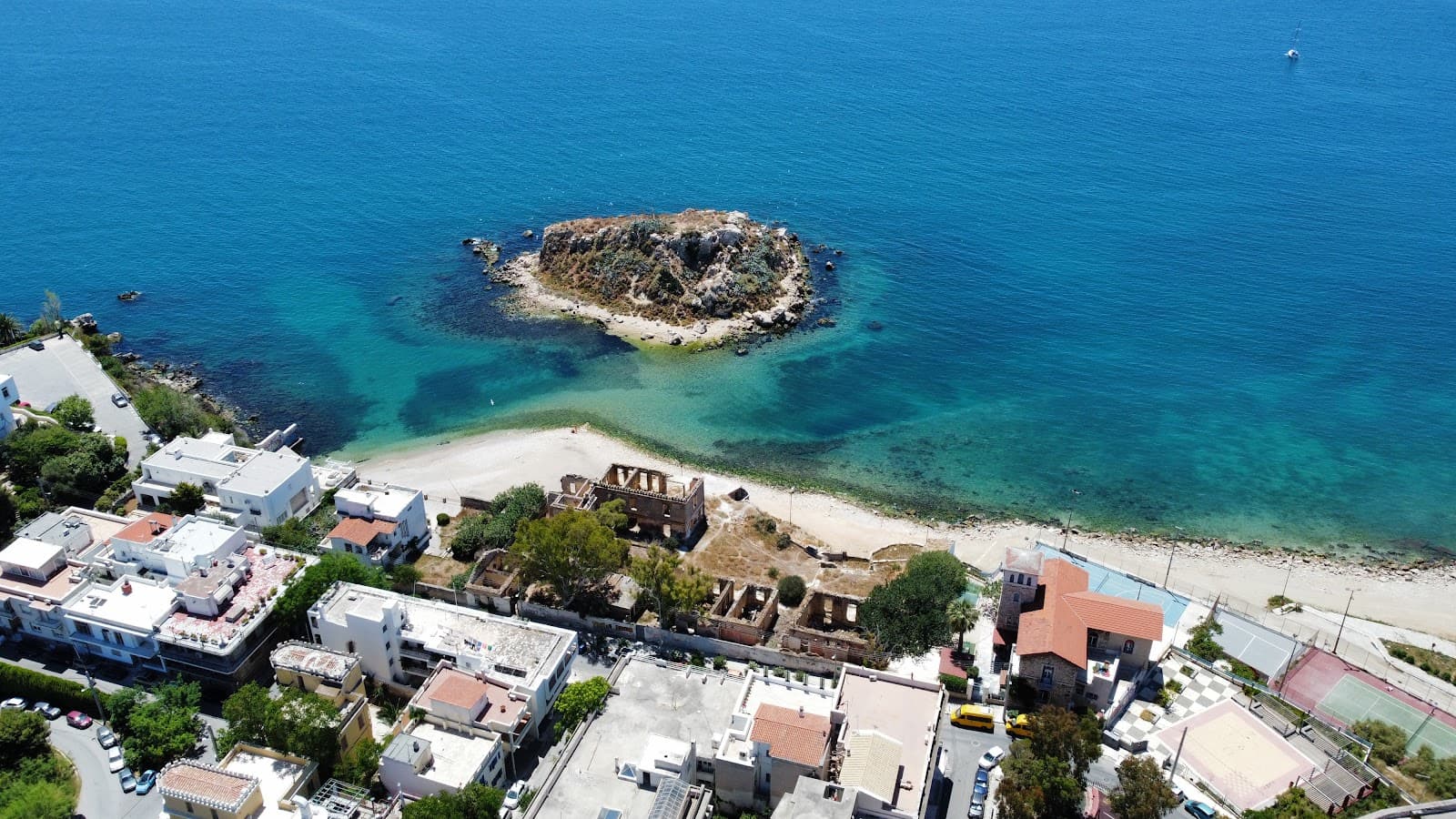 Kastella Neighborhood - Image 1