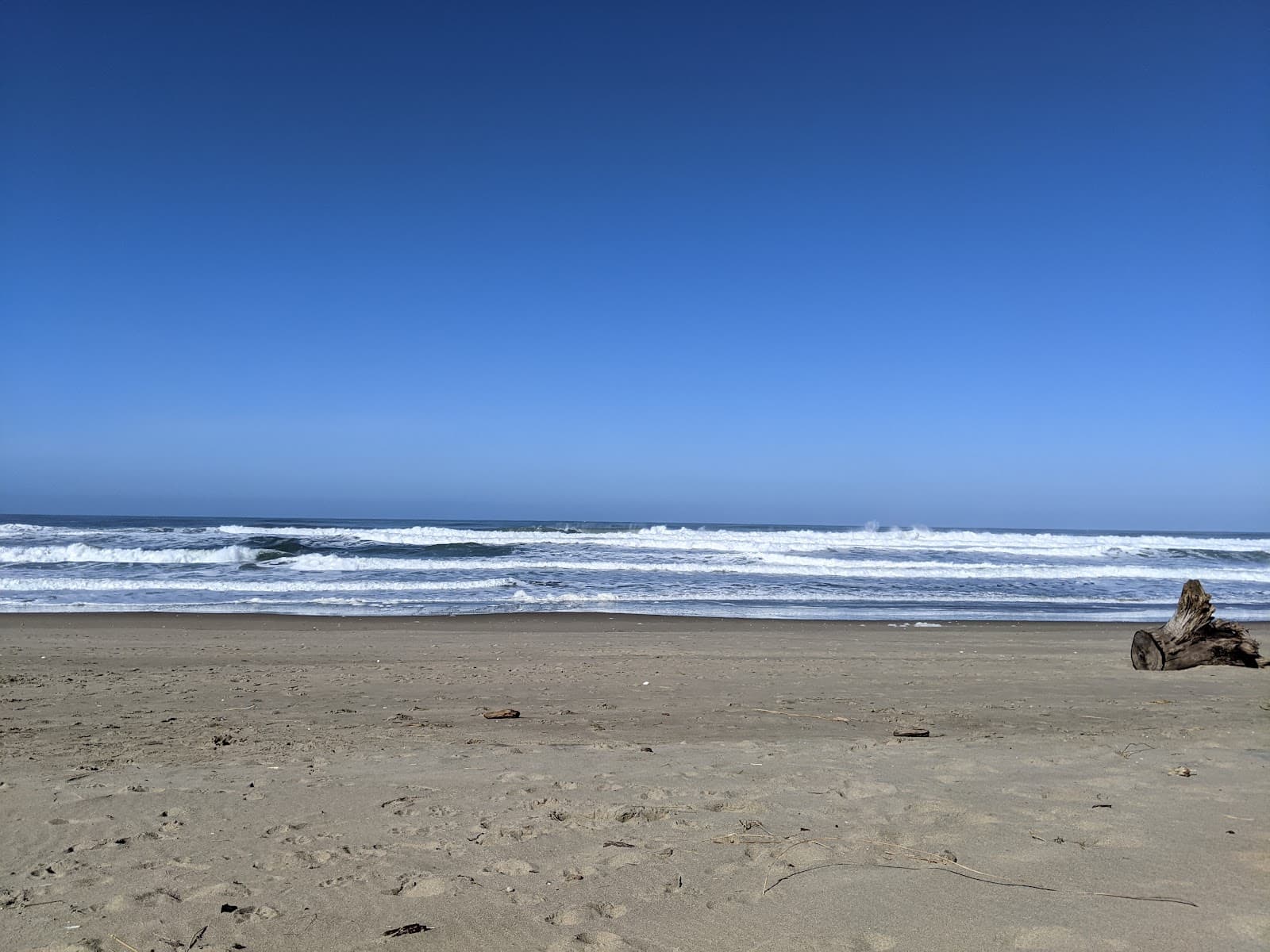 Horsfall Beach - Image 1