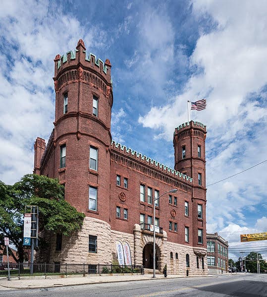 Pawtucket Armory Arts Center - Image 1