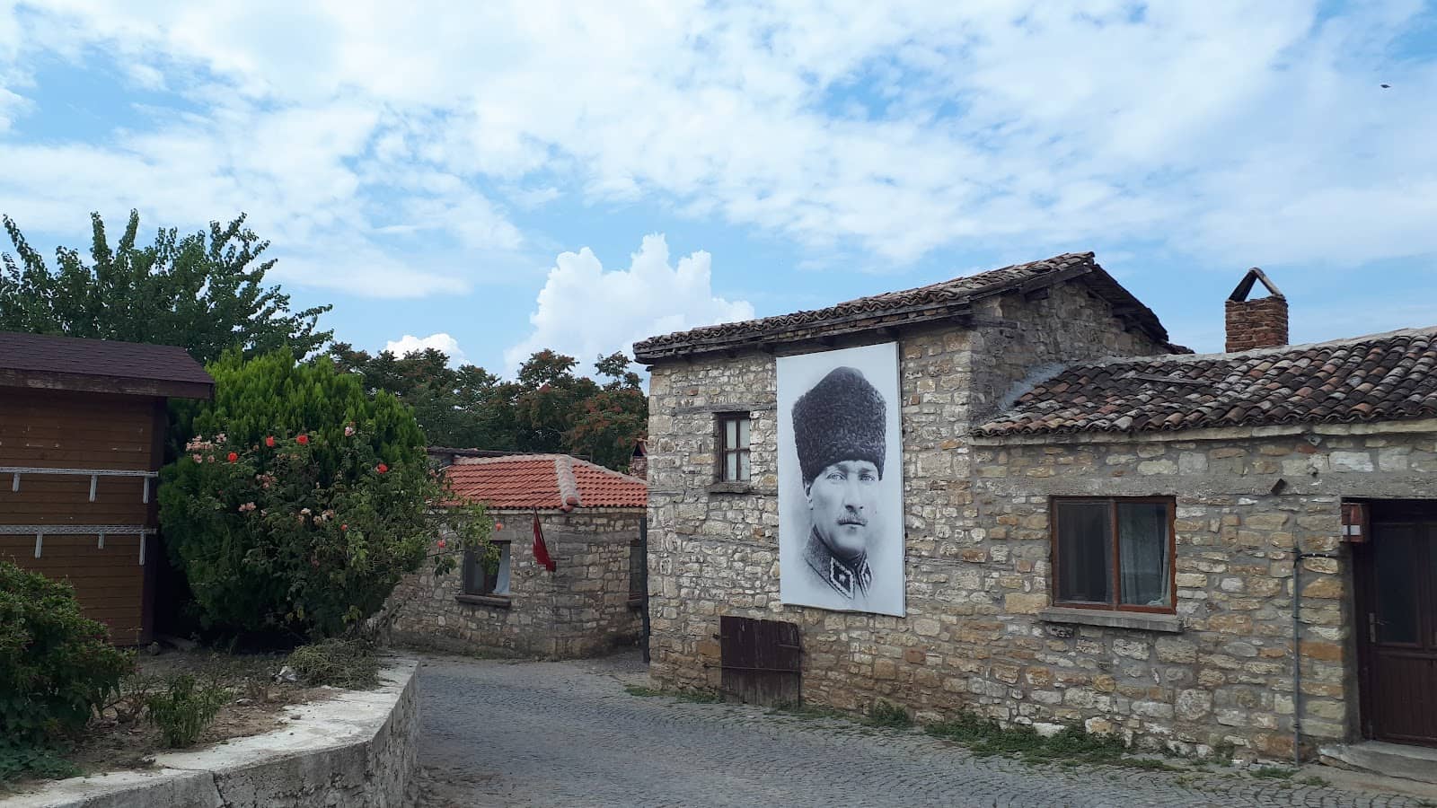 Bigali Village Atmosphere