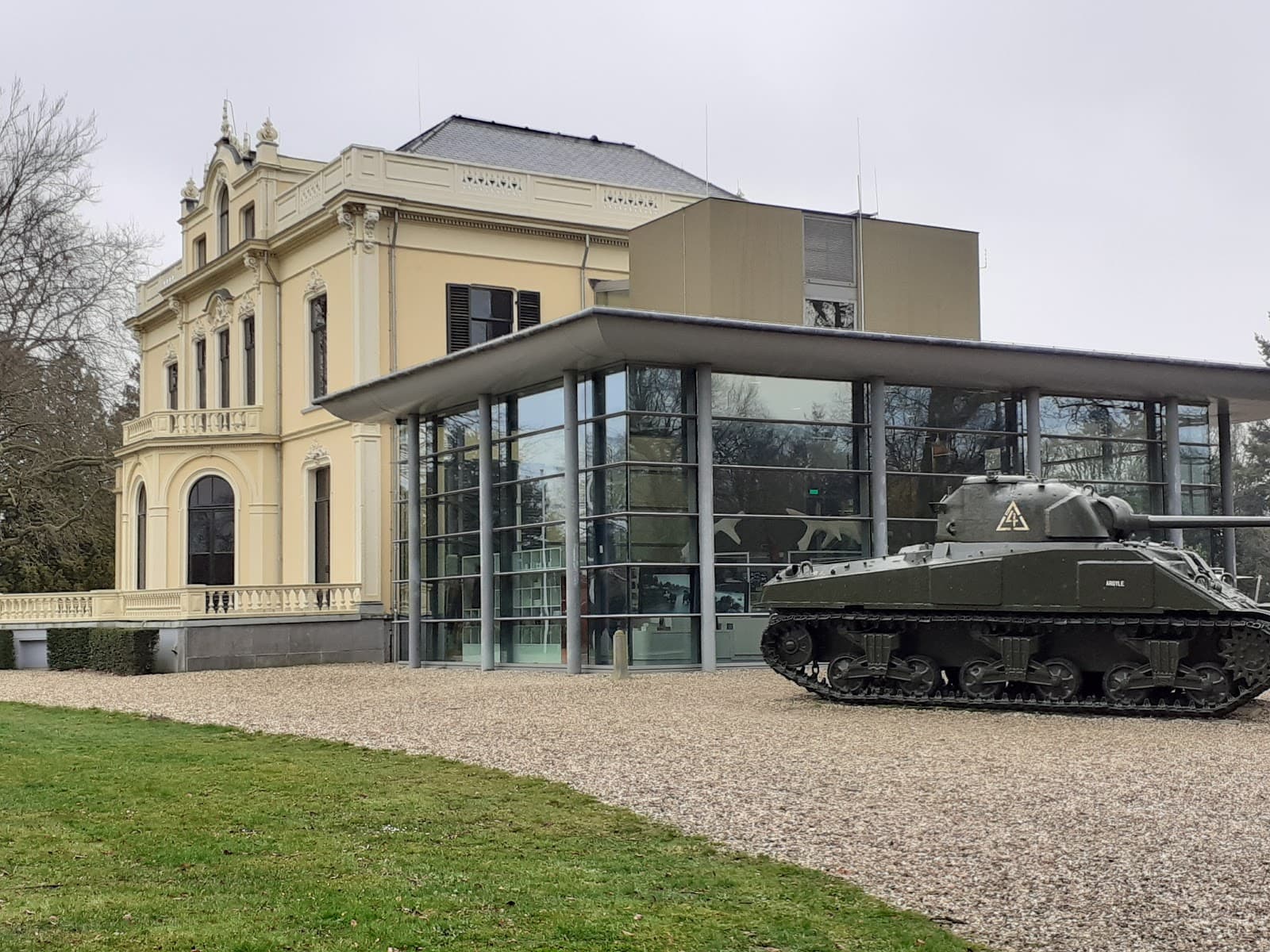 Airborne Museum Hartenstein - Image 1