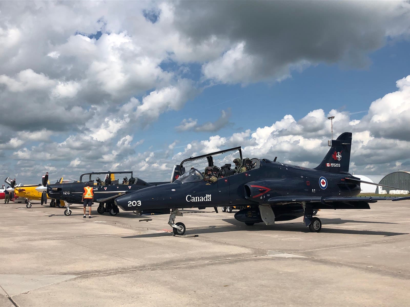 15 Wing / CFB Moose Jaw (Snowbirds) - Image 1
