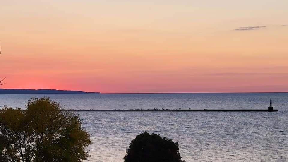 Sunset Park - Image 1