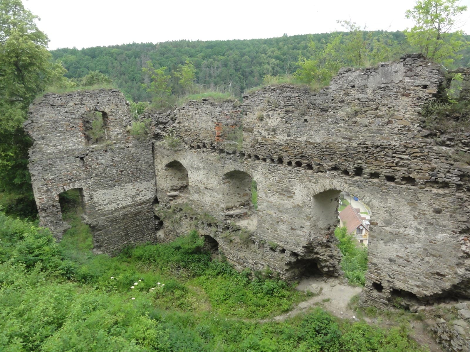 Frýdštejn Castle Ruin - Image 1