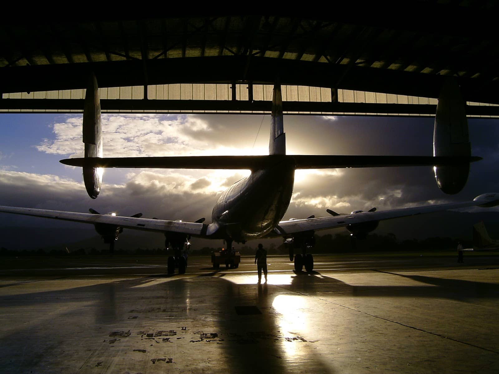 Albion Park Railway Station