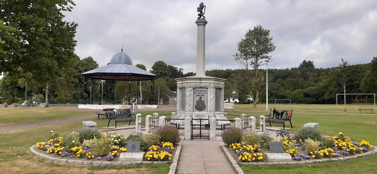 Colliston Park - Image 1