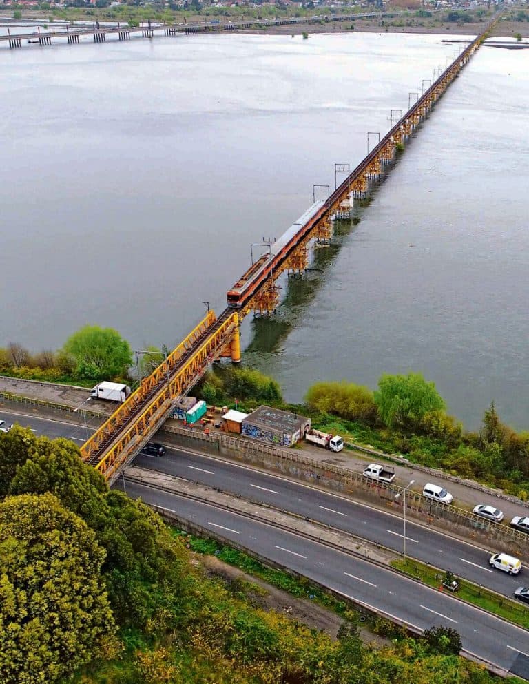 Biobío Railway Bridge - Image 1