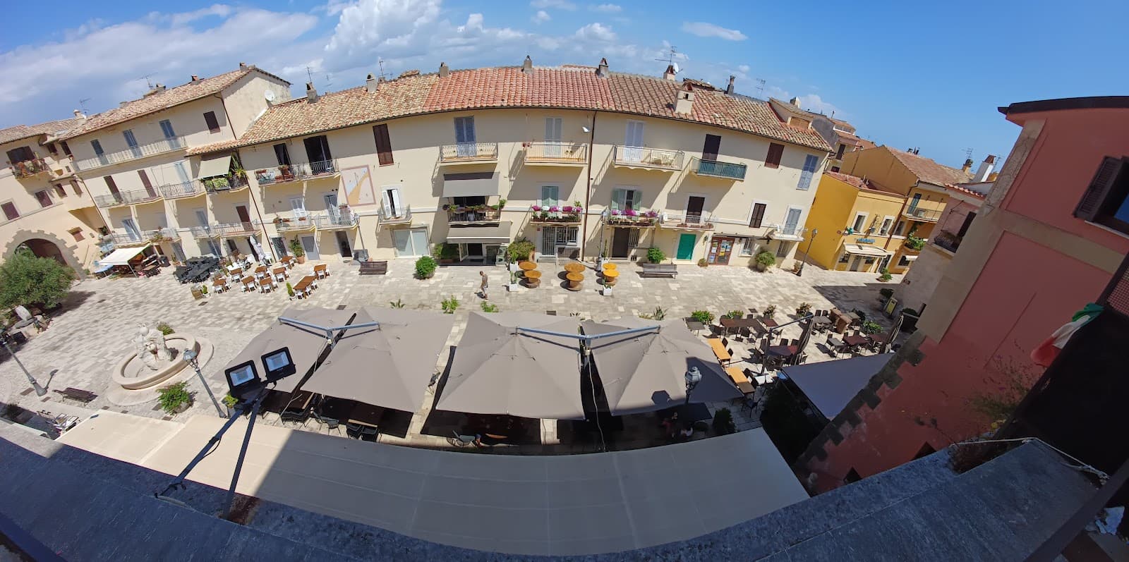 Piazza Lanzuisi - Image 1