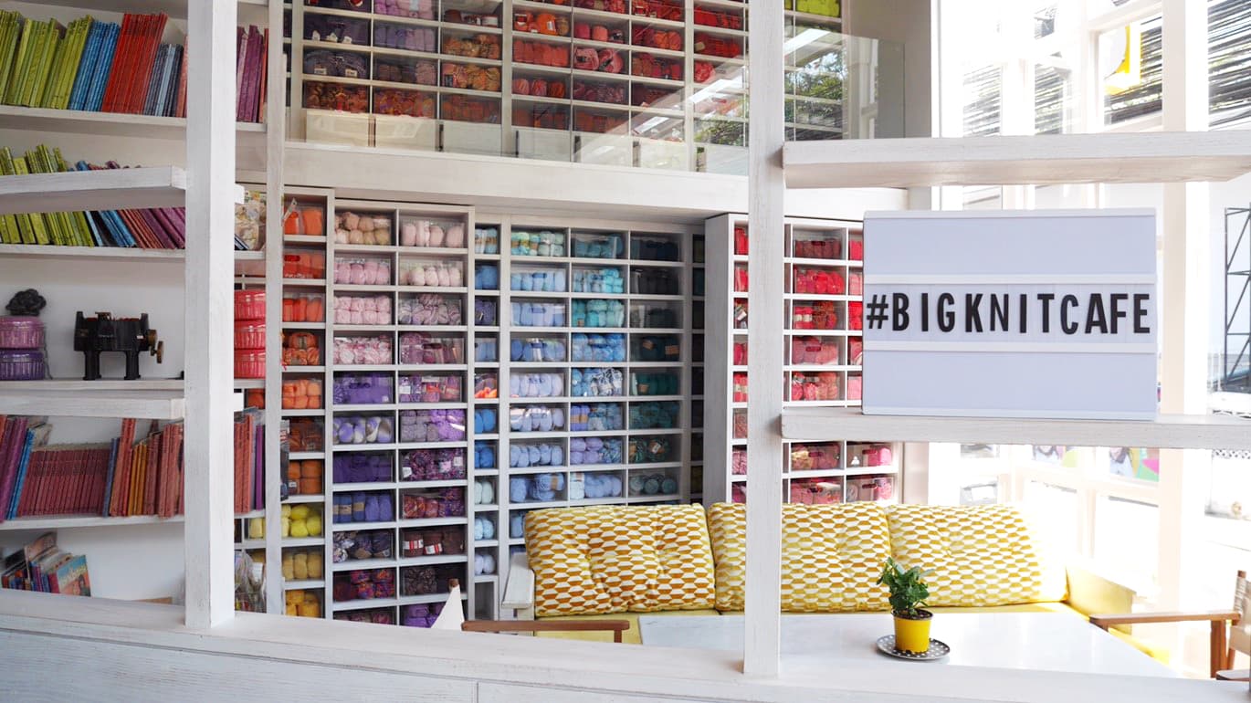 Big Knit Cafe - Image 1