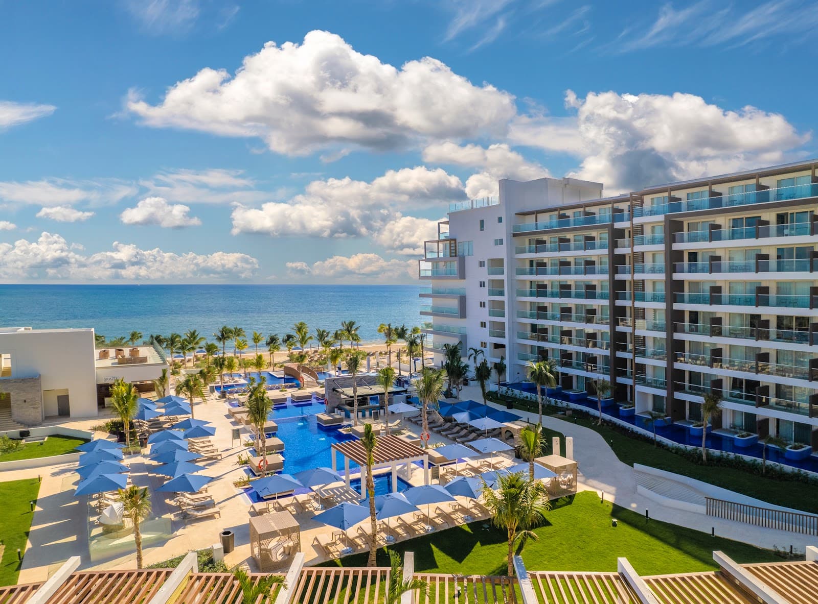 Royalton Splash Riviera Cancun - Image 1