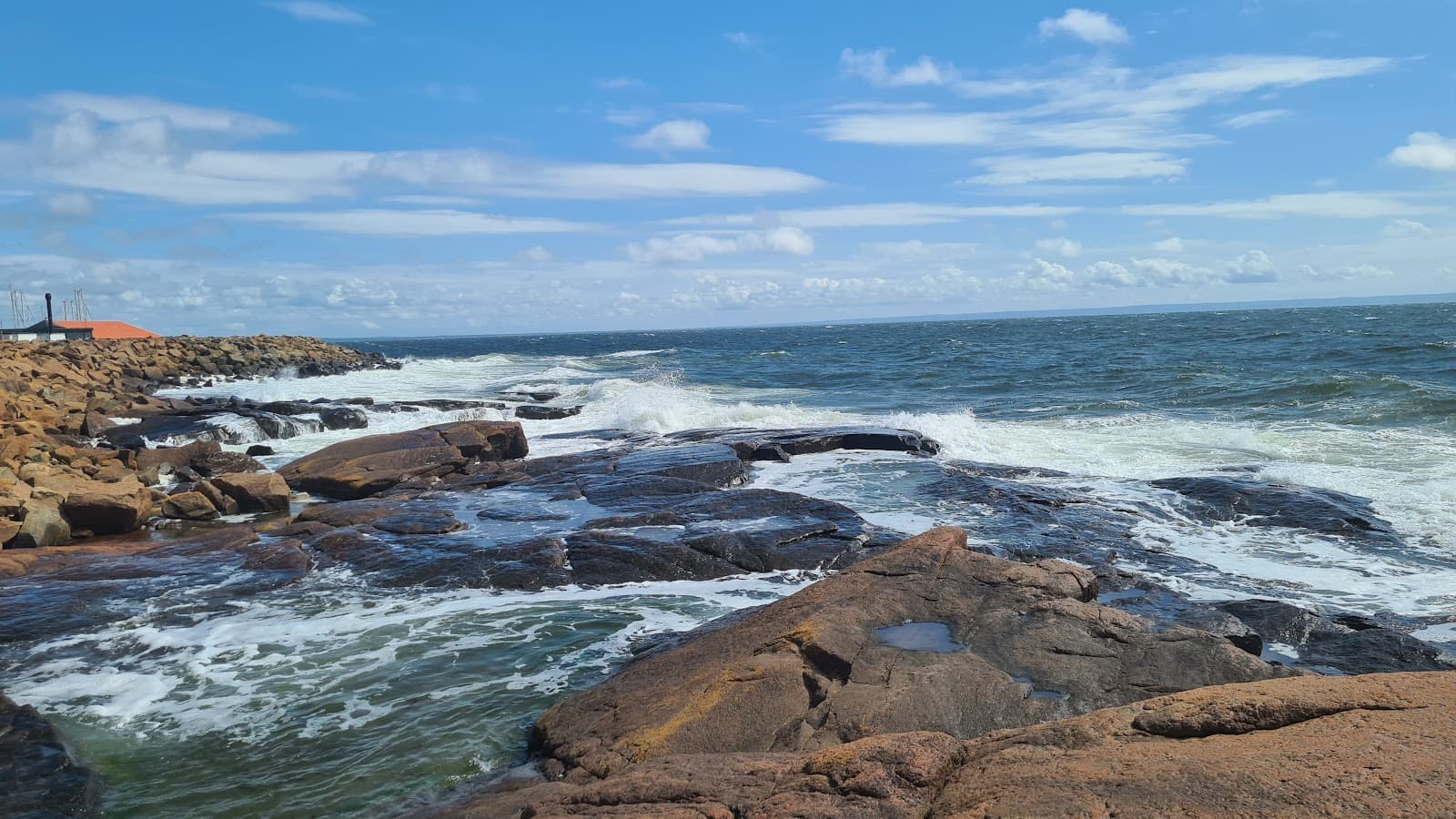Grötvik Harbor & Cliffs - Image 1
