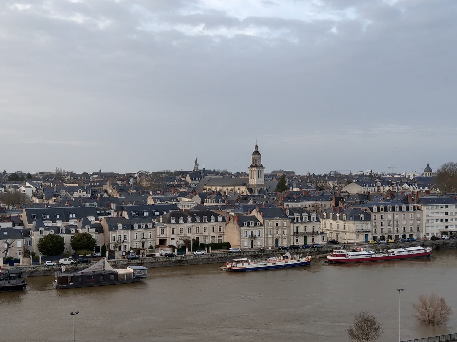 Promenade du Bout-du-Monde - Image 1