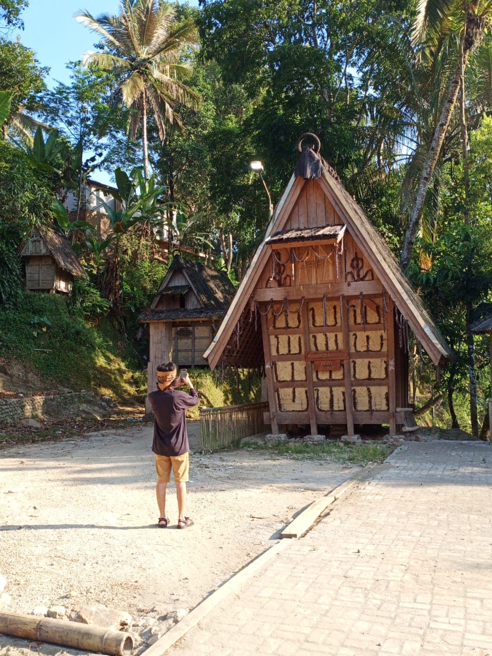 Kampung Adat Sirnaresmi - Image 1
