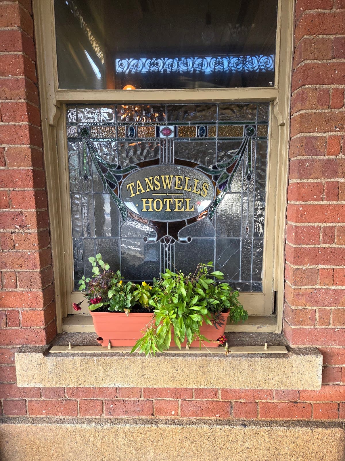 Tanswells Commercial Hotel (Heritage) - Image 1