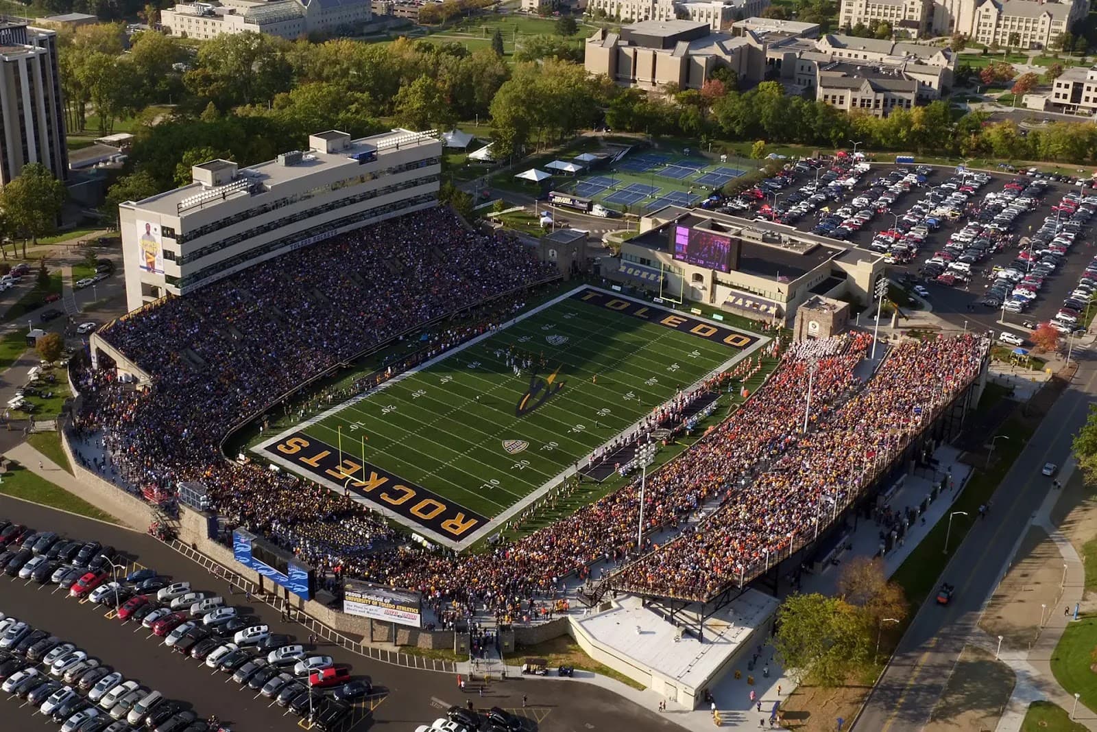 Glass Bowl Stadium Toledo - Image 1