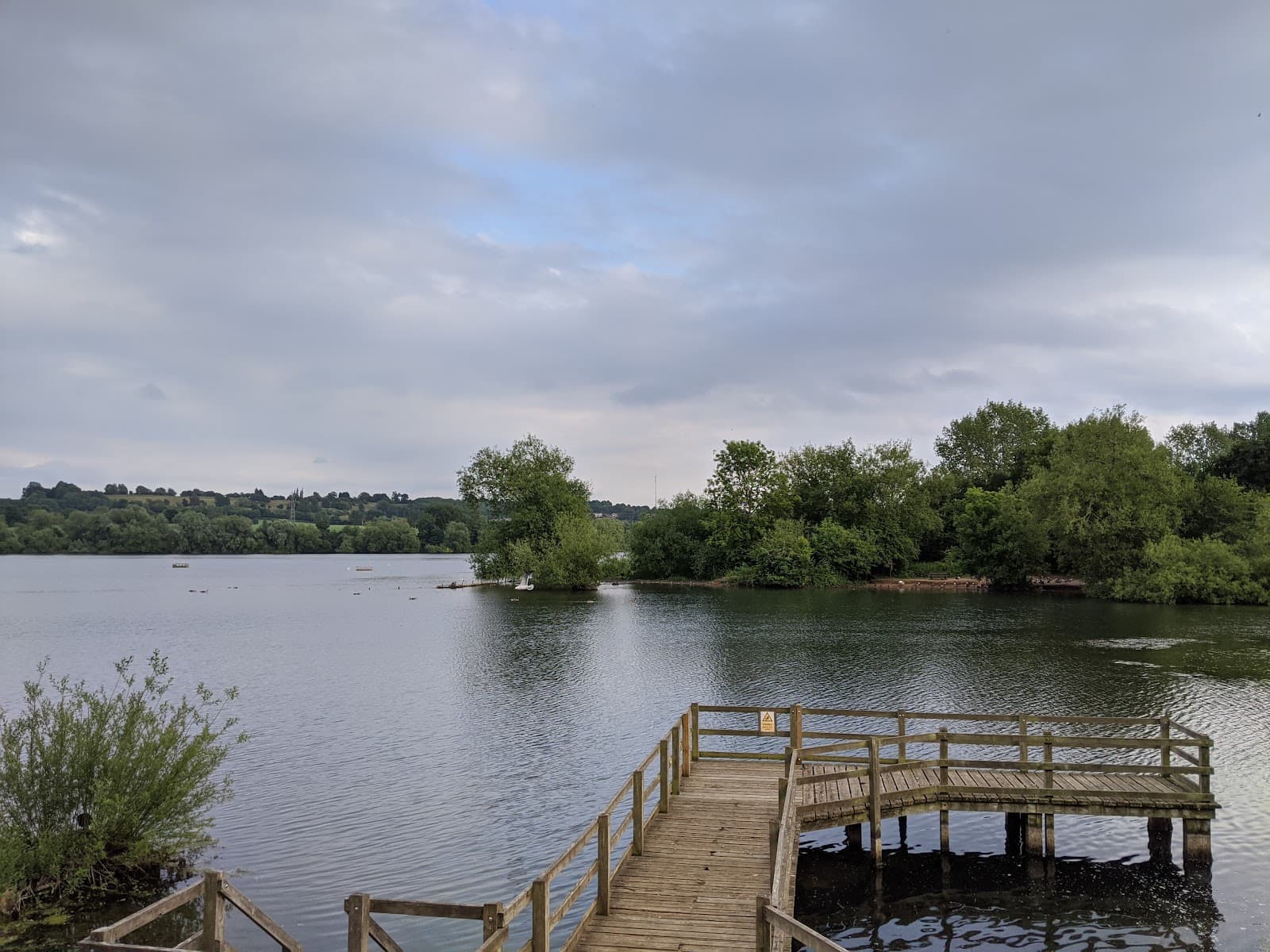Daventry Country Park - Image 1