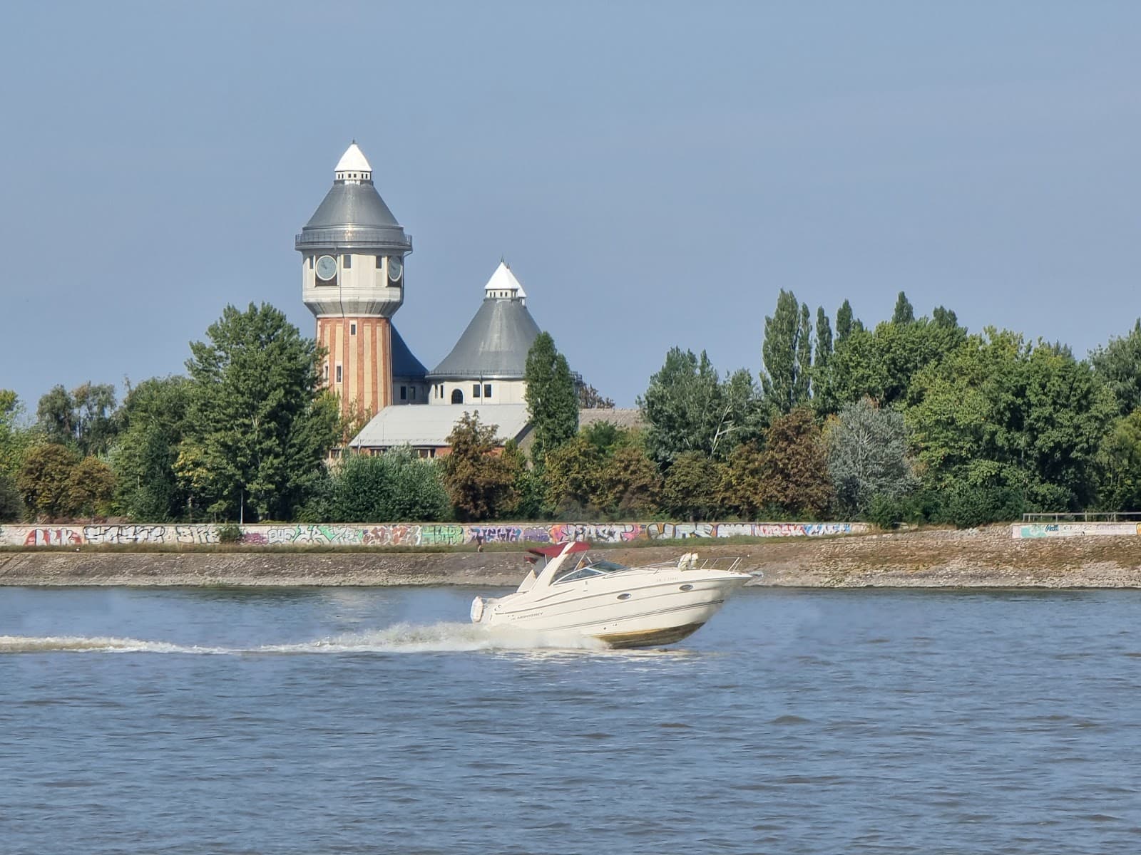 Népsziget, Budapest, Hungary - Image 1