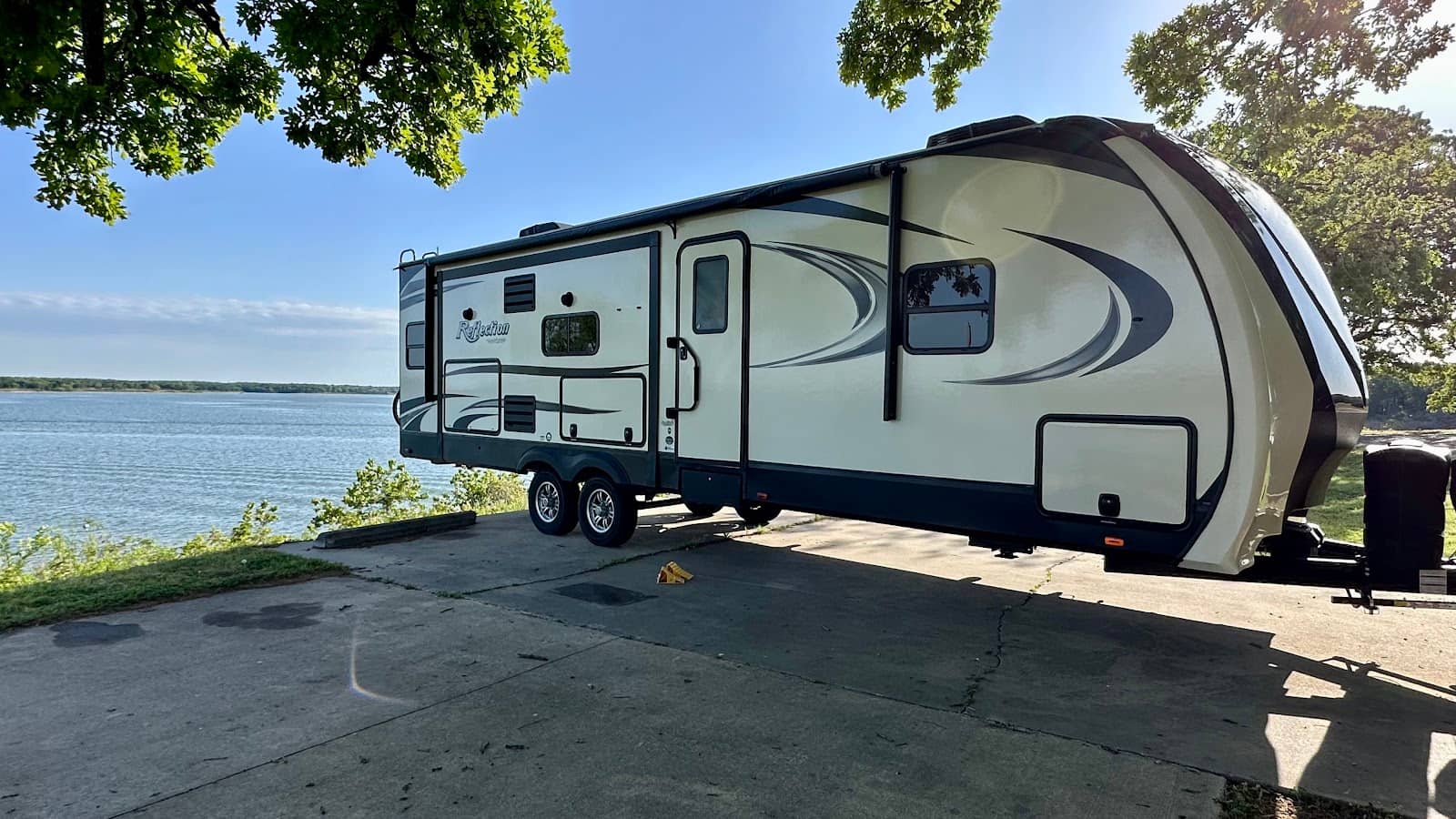 Peaceful & Flat Terrain