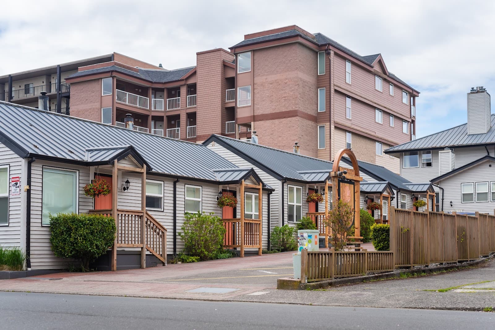 Seaside Promenade (The Prom) - Image 1