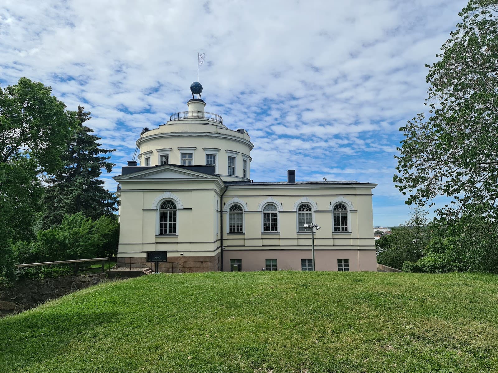 Vartiovuorenmäki Park - Image 1