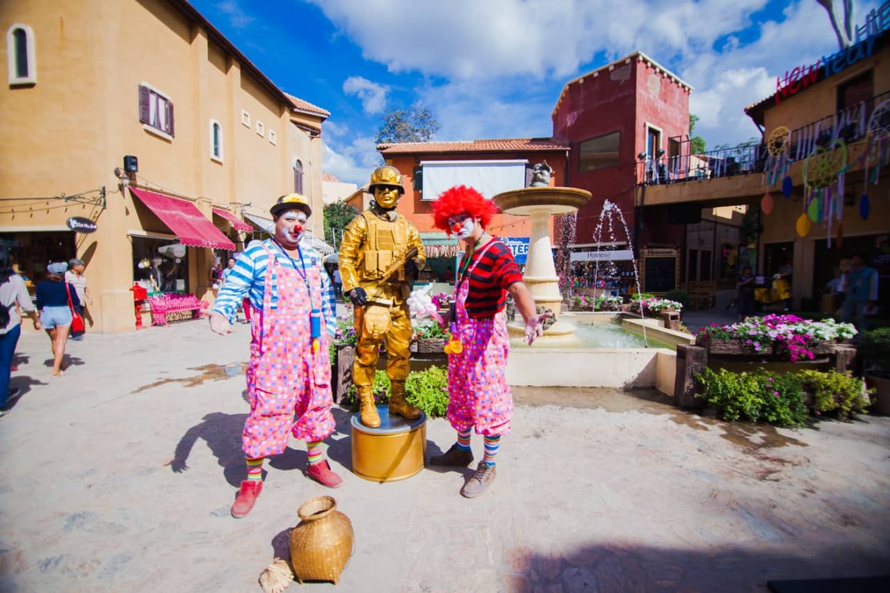 Local Crafts & Souvenirs