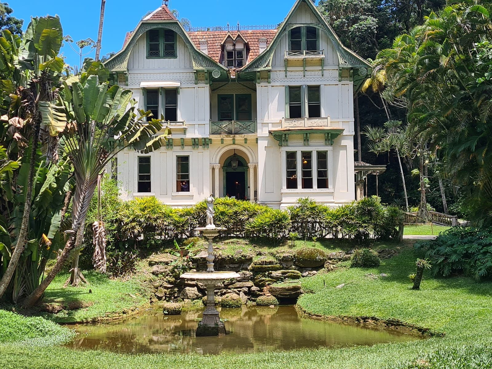 Casa de Petrópolis Institute of Culture - Image 1